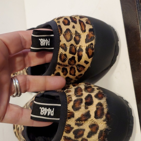P448 Laby Slippers Cheetah Print Calfhair Size 9/10 NWOB - Picture 5 of 10